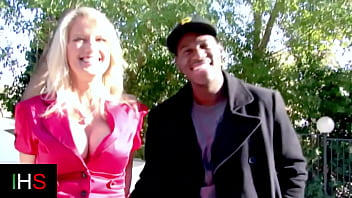 Fantastic interracial fuck between milf and black guy