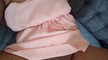 ¡¡que rico manjar la potra ardiente haciendo travesuras en su panocha y en sus tetas grandes