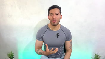 Twink Es Llenado De Leche Por El Bombero Dotado thumbnail