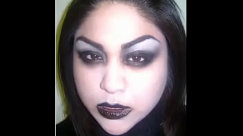 Gothic make up look
