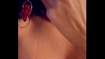 Gostosa safada greluda