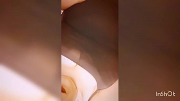 Her milksquirt brings the boys to the yard