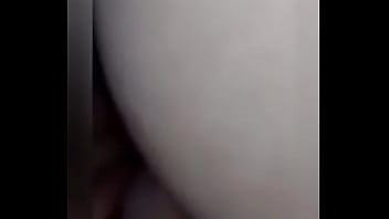 O negão me virou de bruços e me usou como quis — o corno só agradeceu