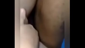 O negão me virou de bruços e me usou como quis — o corno só agradeceu O negão me virou de bruços e me usou como quis — o corno só agradeceu