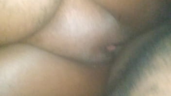 Negão fodendo bucetinha