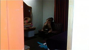 Espiada en su casa desde la puerta principal weedhotsama Espiada en su casa desde la puerta principal weedhotsama