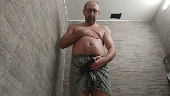 Писаю и лижу свои трусики thumbnail