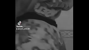 Menina doida pra dar o cu