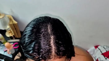 La mejor amiga de mi novia follo conmigo pero no le digan nada a mi novia venezolana