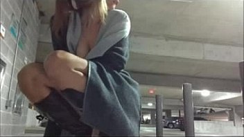 Blonde Camgirl Masturbates In A Parking Lot thumbnail