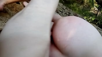 Cherry fucking the giz on the sand