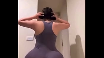 Big ass twerk