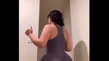 Big ass twerk