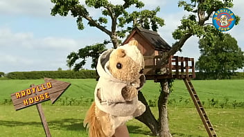 Un peluche quiere sobresalir con su talento