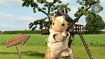 Un peluche quiere sobresalir con su talento