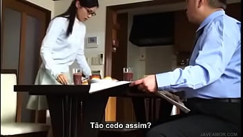 Um marido que convenceu sua esposa séria pt br