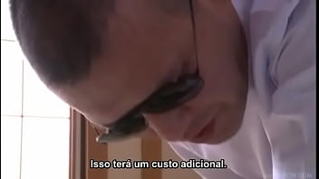 Um marido que convenceu sua esposa séria pt br