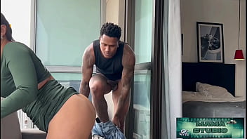 Mama studio em milfs taradas fodendo com técnico bbc da manutenção grátis