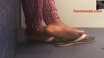 Ebony feet on bus