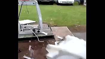 Le mando merca a mi lavarropa y empezo a hacer ruidos raros