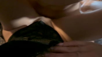 Mi compañero de cuarto me la mete hasta venirme