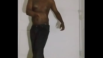 Changing my favorite dance name from the heart break llamasr dance to the heart make llamasr dance2