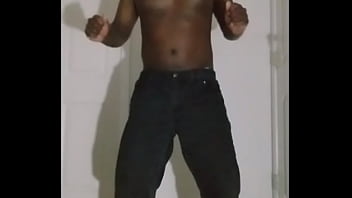 Changing my favorite dance name from the heart break llamasr dance to the heart make llamasr dance2