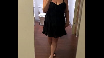 My youngest cousin is getting married in oct we had a little party so i wore one of my fav dresses and did some light ma