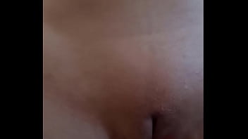 Le regale un dildo alfinal lo comparamos con mi polla