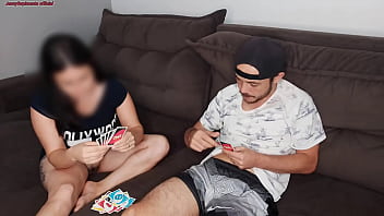 Chamei O Vizinho Pra Jogar Uno Eu Sem Calcinha E Meu Marido No Trabalho thumbnail