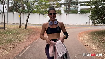 Latina's steamy gym workout ends with her ass getting pounded