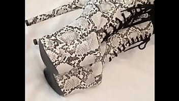 Milf in latex outfit stockings and heels