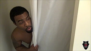 Thick cock rome major jizzes envy star's face after shower blowjob