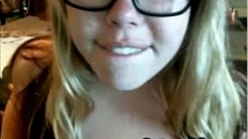 Roxxy deepthroats mommy's huge dildo and gags camg8