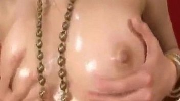 Sex hungry hoe masturbating her clit