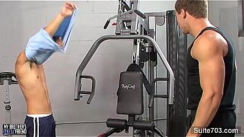 Hot Gays Fucking Asses In The Gym thumbnail