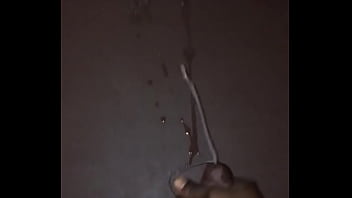 Thick cum shoots from bbc