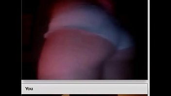 Sexy Webcam Girl Shows Ass But Won T Take It Off thumbnail
