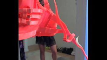 Regarde moi me changer