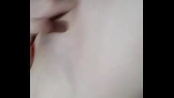 Me pajeo frente a la cámara lynela nira