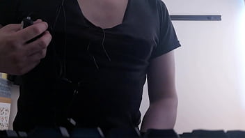 ちくおなしながらシコシコきもちいい