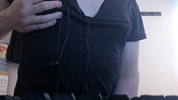 ちくおなしながらシコシコきもちいい