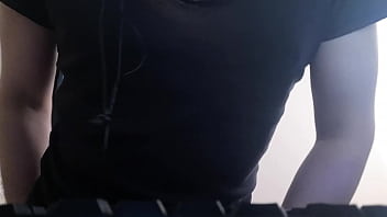 ちくおなしながらシコシコきもちいい