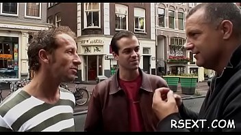 Hotty gives hand and blowjob