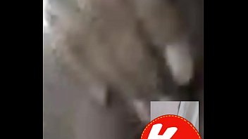 Morena se masturba conmigo en videollamada