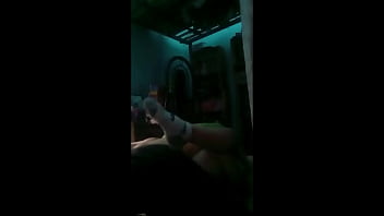 Me la mama frente a la camara web nos tocamos y tenemos sexo de misionero y perrito