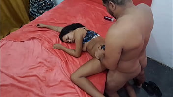 Uma Noite De Natal Com A Minha Enteada thumbnail