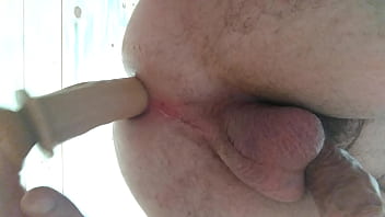 Enfiando O Consolo No Cu thumbnail