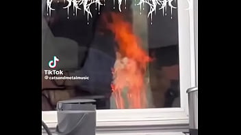 Un pequeño descanso después de clases con la profesora