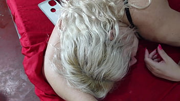 Actress hotferma wants to show her butt after filming